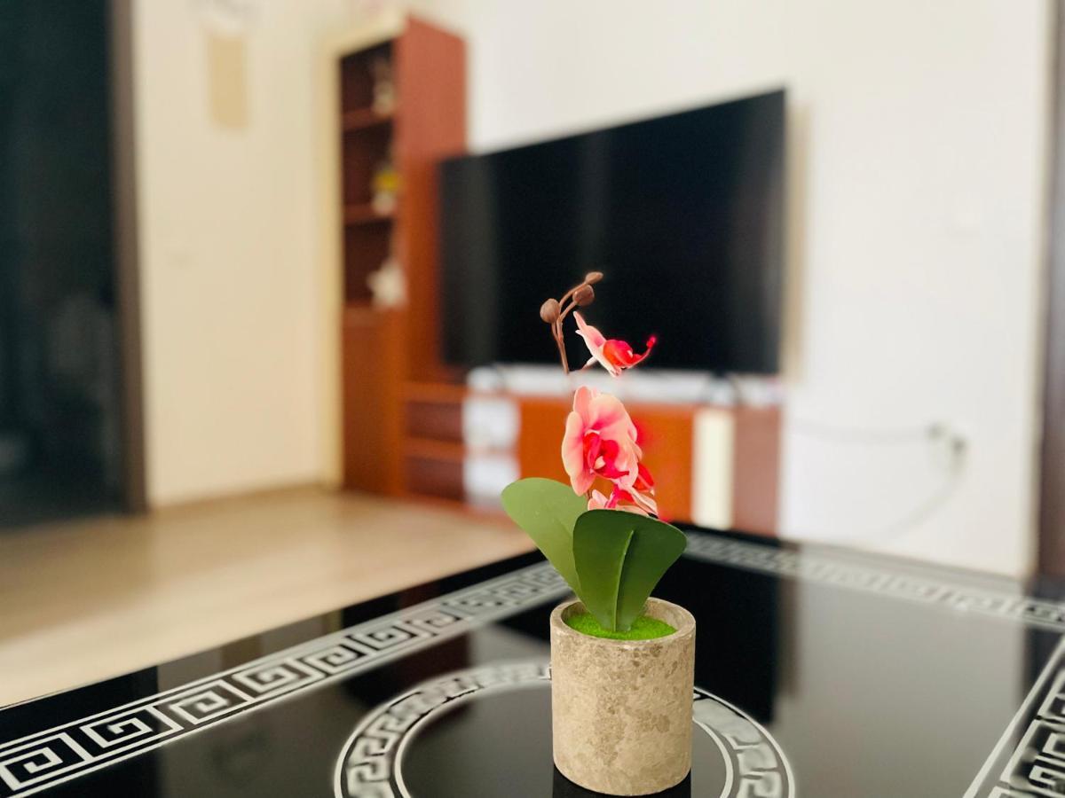 Apartament Ella Тульча Екстер'єр фото
